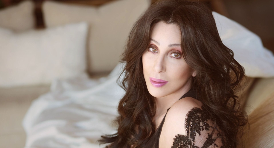 Cher reveló que casi tomó una drástica decisión por la depresión