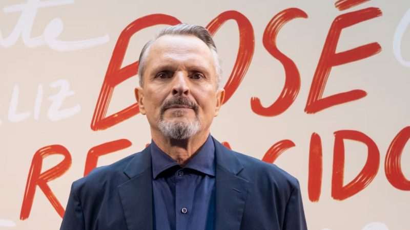 Miguel Bosé anuncia su retorno a los escenarios luego de ocho años