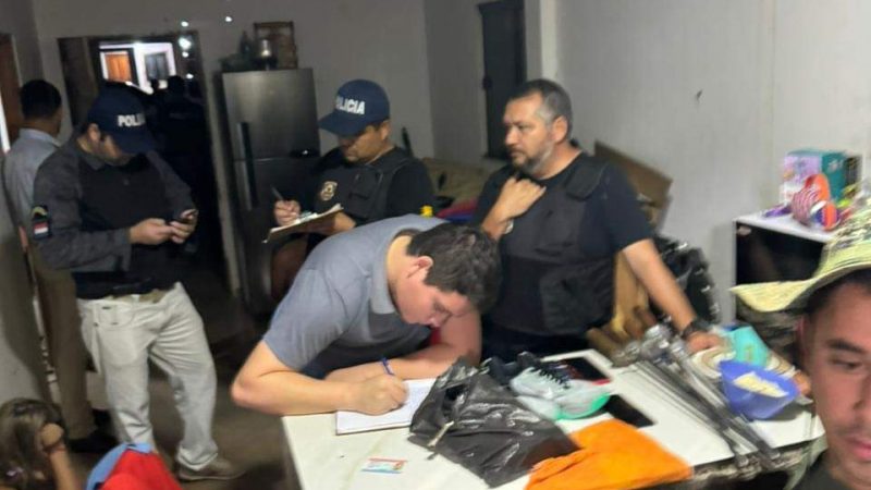 Detienen a supuestos implicados de atraco a banco en Naranjal