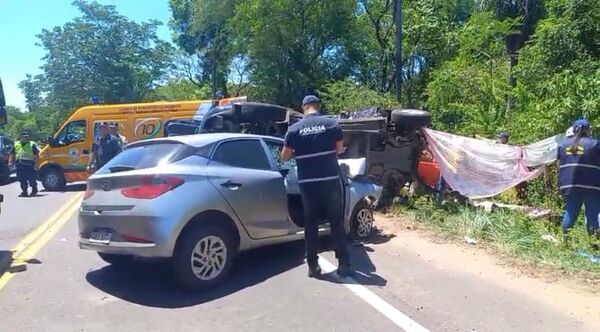 Cuatro fallecidos tras triple choque en zona Luque-San Ber