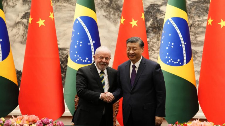 Lula y Xi Jinping ratifican alianza con la firma de 40 acuerdos de cooperación