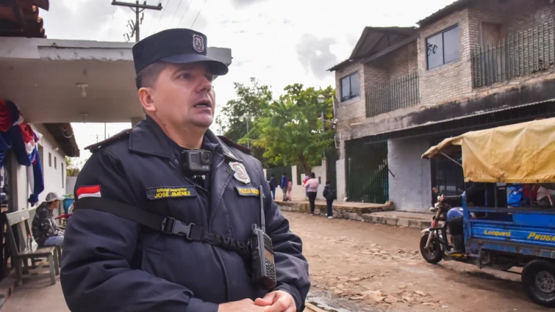 Gracias a dinero hecho por sus contenidos, policía youtuber realizó mejoras en su comisaría