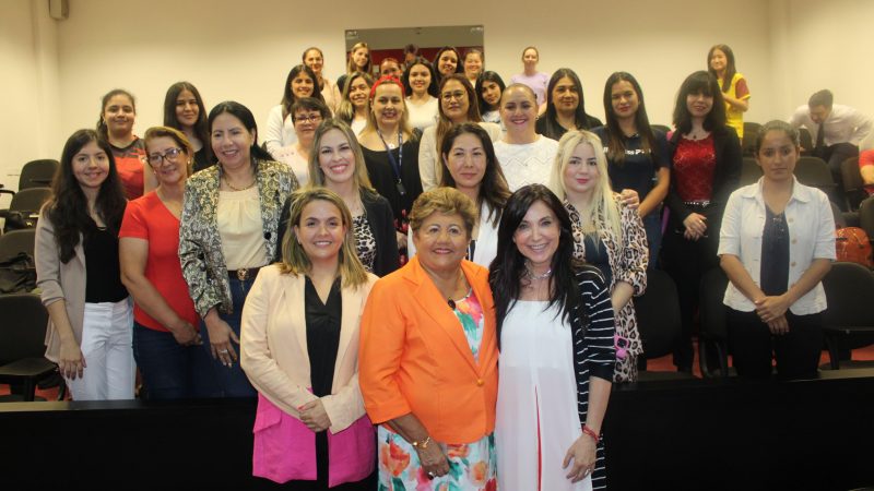 Resaltan importancia del liderazgo político de las mujeres