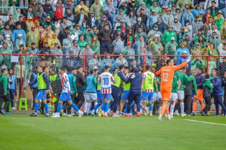 ¡Trifulca en el Alto: así empezó la gresca entre bolivianos y paraguayos!