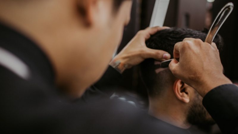 Barbero seducía a sus víctima con promos para luego abusar de ellos