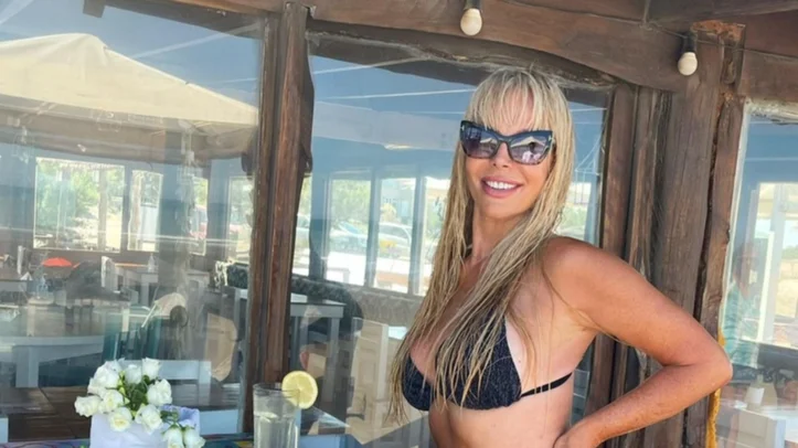 Graciela Alfano se muestra sensual a sus 71 años