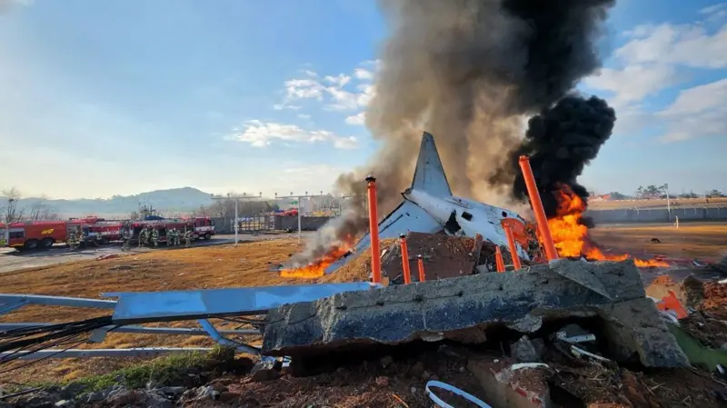 Un total de 177 muertos y dos sobrevivientes tras accidente aéreo en Corea del Sur