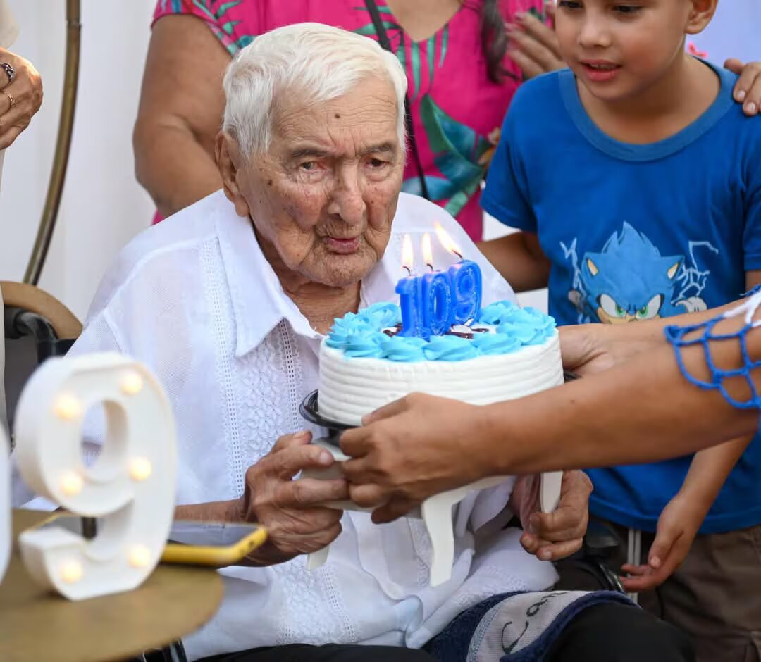 Celebran los 109 años de Canuto González, uno de los 3 últimos excombatientes vivos