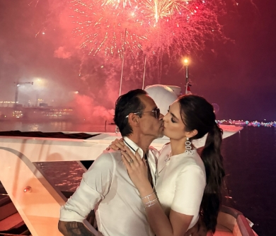 Marc Anthony y Nadia Ferreira celebran el Año Nuevo con una lujosa fiesta