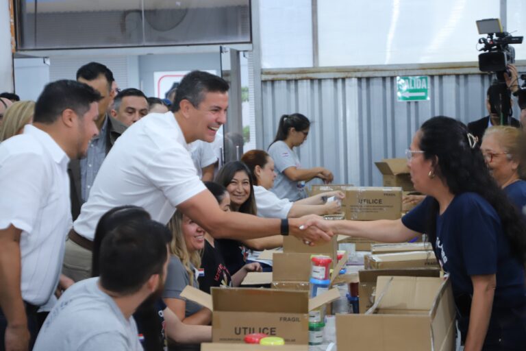 Santiago Peña contra publicaciones de un medio por casa quinta: “No me van a detener”