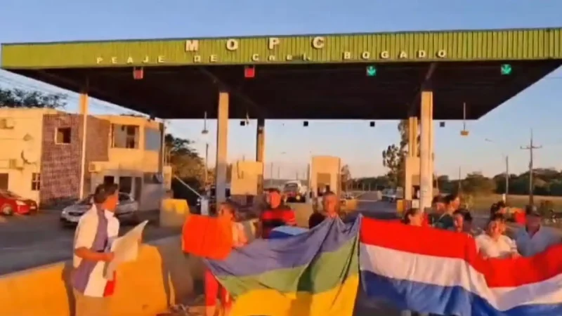 MOPC anuncia reubicación del peaje de Coronel Bogado tras protestas