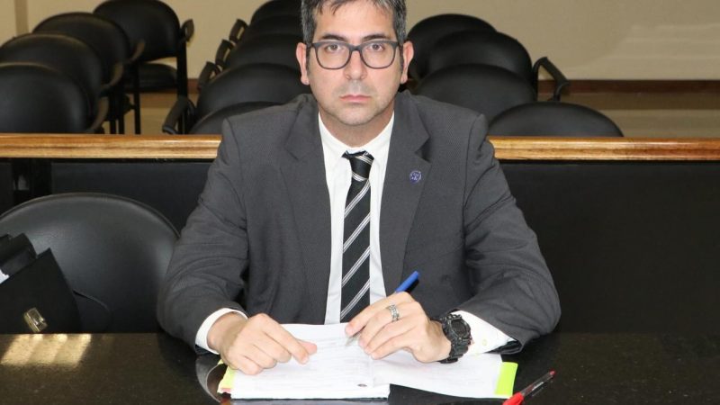 Honran póstumamente a Marcelo Pecci en Portugal