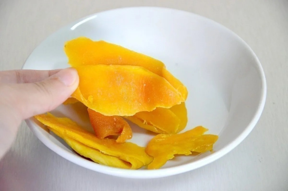 Horticultor asegura que la cáscara del mango es el «viagra paraguayo»