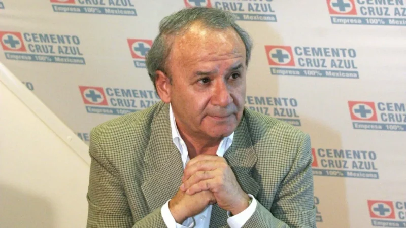 Detienen a expresidente de club de fútbol mexicano