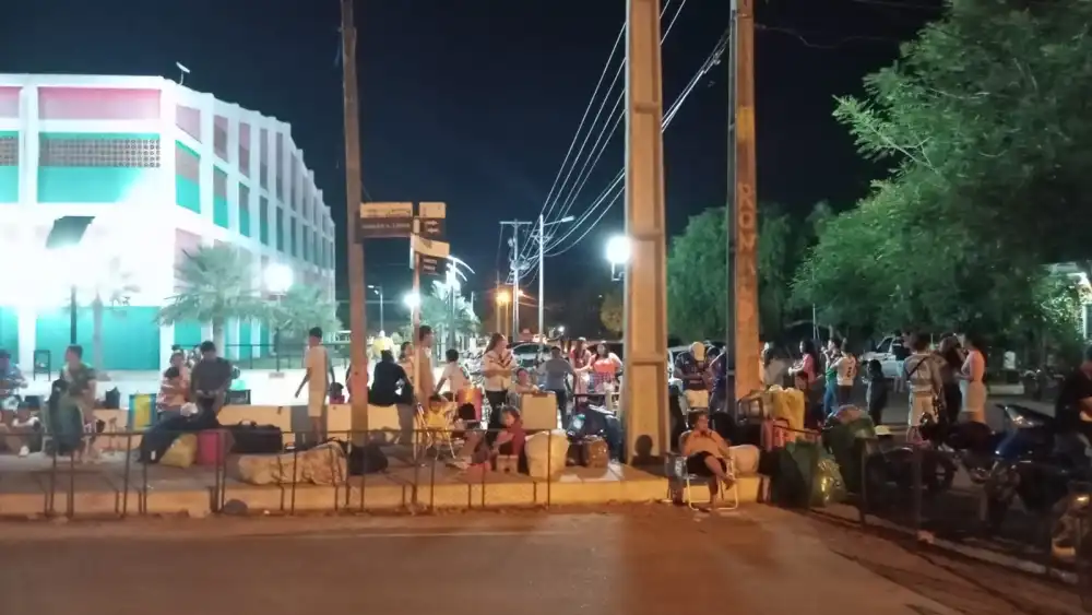 Denuncian a empresa de transporte por estafar a niños de escuela de fútbol del Chaco