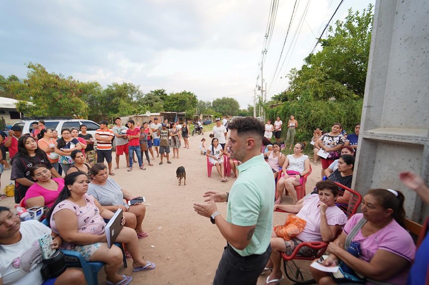 Wagener insta a bañadenses a mantenerse unidos en defensa de sus tierras