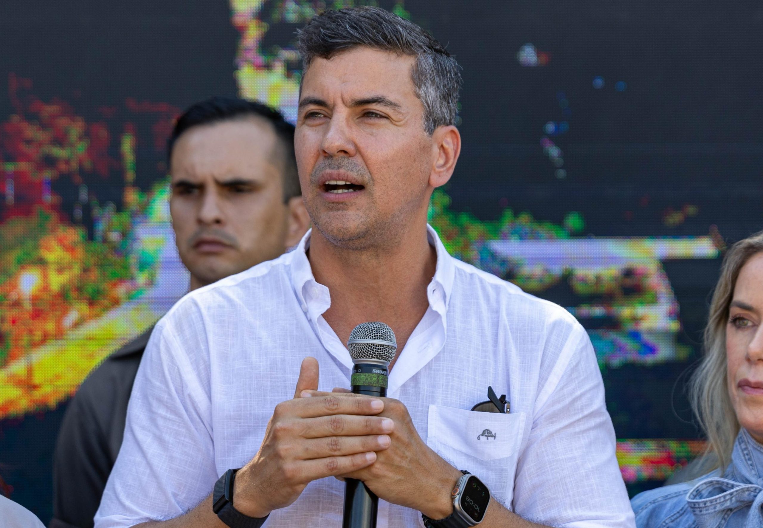 Blooper de Santiago Peña en Caaguazú: «Antes compartíamos partido, hoy ya no»