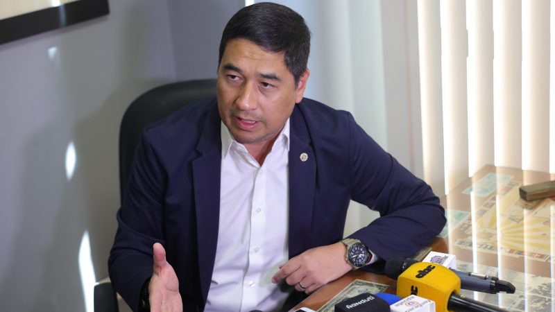 Nakayama acusa a Honor Colorado de ser el «brazo político del crimen organizado» y critica a Peña por silencio en caso Arévalo