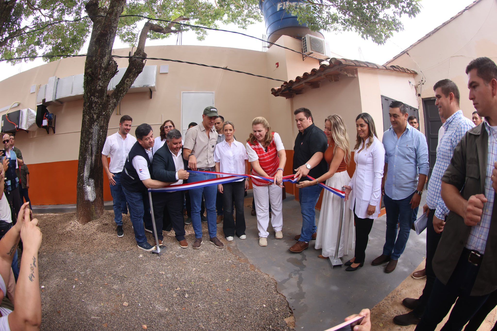 Peña inauguró sala neonatal en Villarrica, pero solo para la foto: Bebé prematuro quedó sin atención