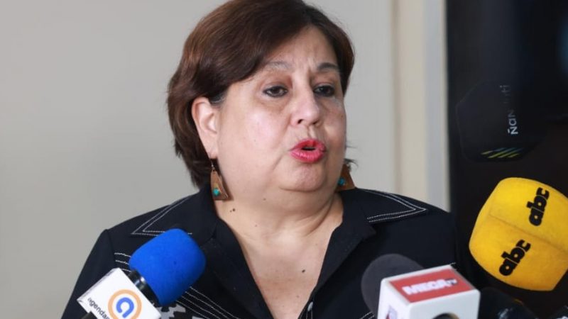 Esperanza Martínez tras metida de pata de Peña sobre 100 mil empleos: «La heladera de los paraguayos no se llena con humo»