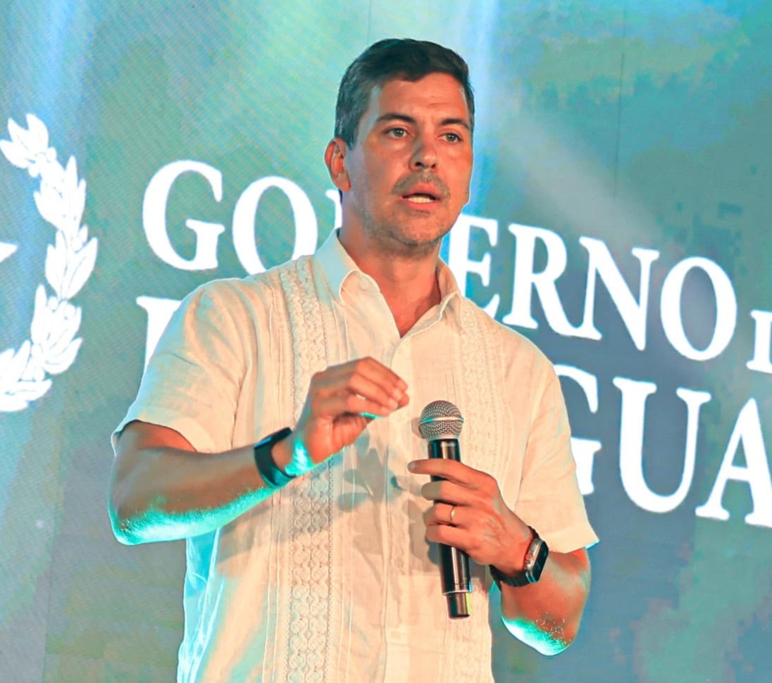 Peña pidió a Luis Yd buscar solución sobre aeropuerto de Itapúa y no perder Mundial de Rally