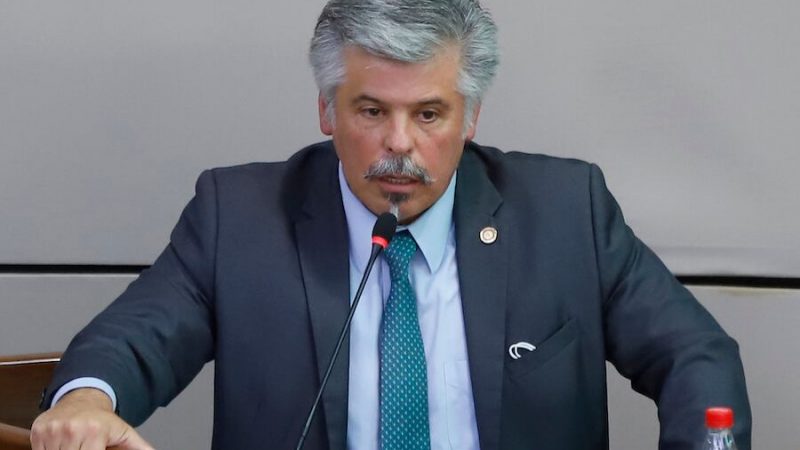 Chats de «Lalo» Gómes y exministro Giuzzio consistieron en pedido de camionetas blindadas