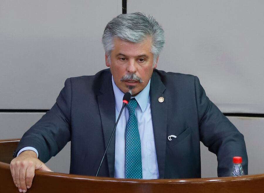 Chats de «Lalo» Gómes y exministro Giuzzio consistieron en pedido de camionetas blindadas