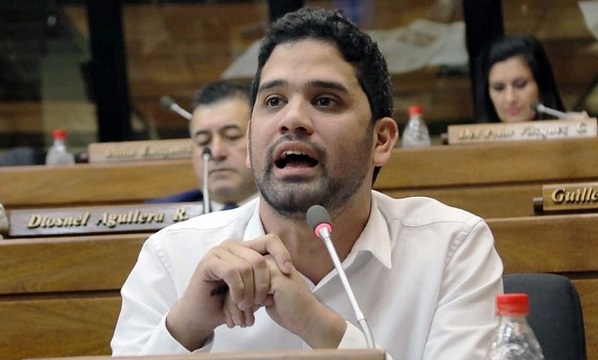 Diputado Raúl Benítez afirma que el Fiscal General está sometido al cartismo