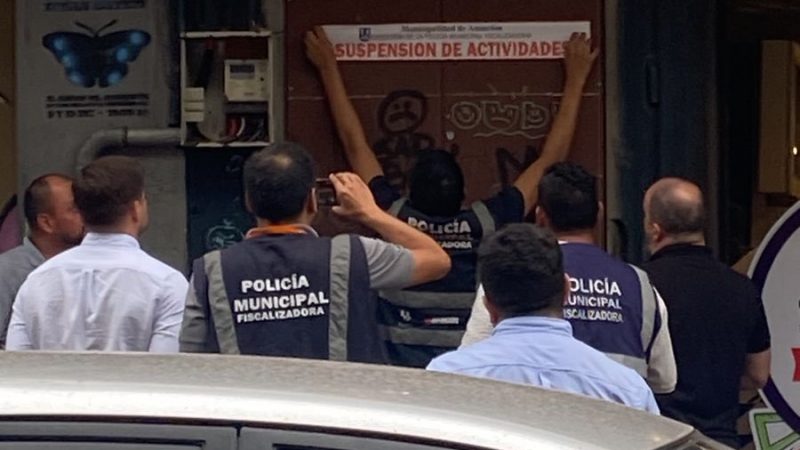 (VIDEO) Municipalidad clausura boliche tras viralización de imágenes sexuales en el recinto