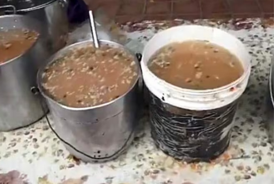 Madre de alumno ratifica que almuerzo escolar llegó en mal estado en colegio de Mariano Roque Alonso