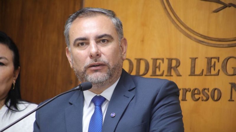 Senador Villalba acusa a «Payo» de ser satélite de Honor Colorado