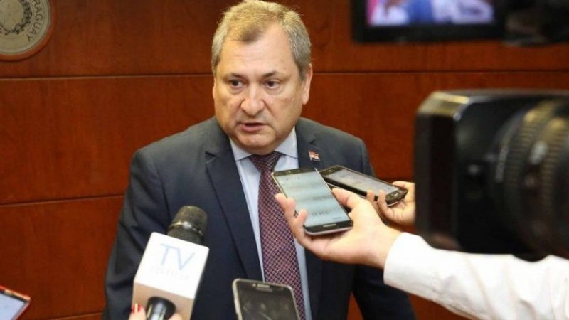 Escándalo judicial: Ministro ordena auditoría por arresto domiciliario a acusado de abusar de su hijo de 6 años