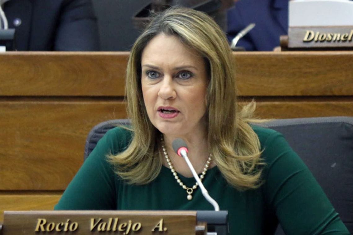 “La justicia está en terapia intensiva”: Diputada exige la renuncia del fiscal general y denuncia posibles negociados en el Congreso