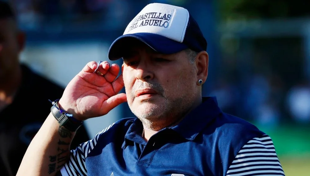 A Maradona «lo tenían como secuestrado» meses antes de su muerte, dijo su expareja
