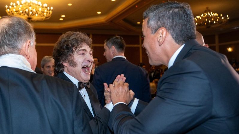 Javier Milei visitará Paraguay para reunirse con Santiago Peña con Yacyreta en la agenda central