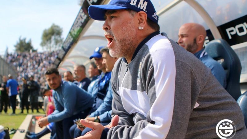 Maradona no era apto para su internación domiciliaria, dice médico en juicio por su muerte