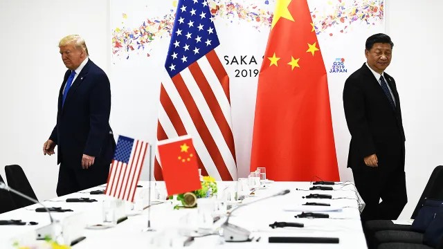 Trump reescribe la historia: Casa Blanca culpa a China y a Fauci por el covid-19