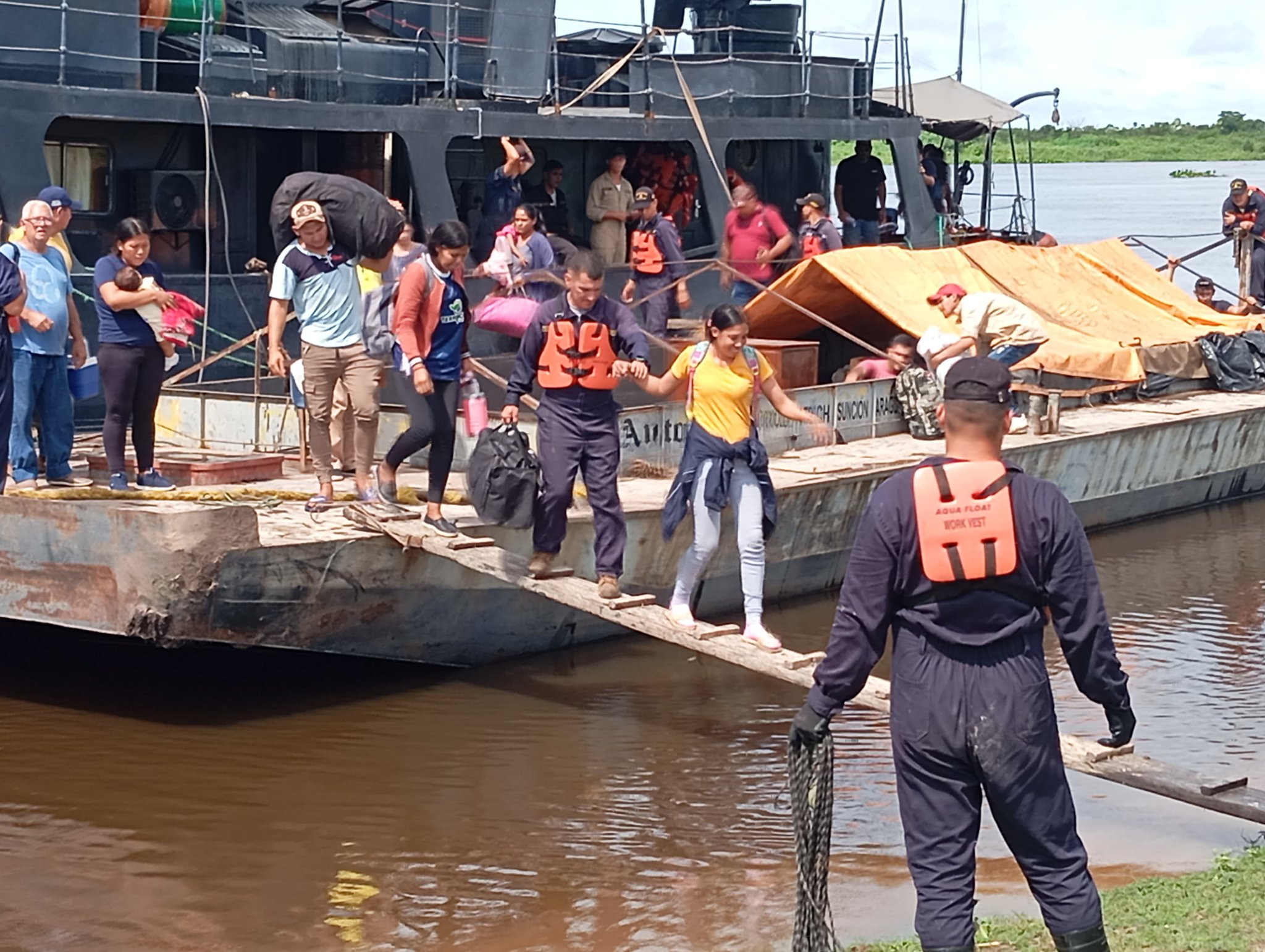 Militares reactivan asistencia tras intensas lluvias en el Chaco