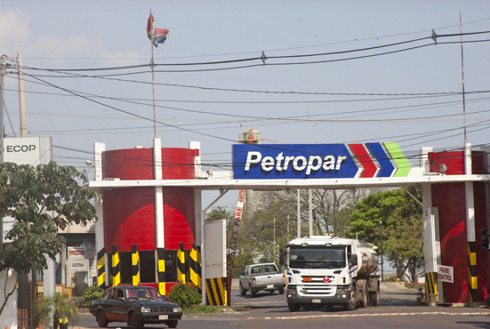 Petropar espera entrega de gasoil por parte de firma catarí y descarta desabastecimiento