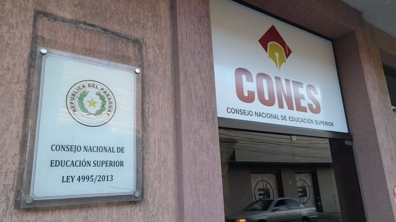 Cones suspende registro de carreras de Medicina habilitadas antes del 2013