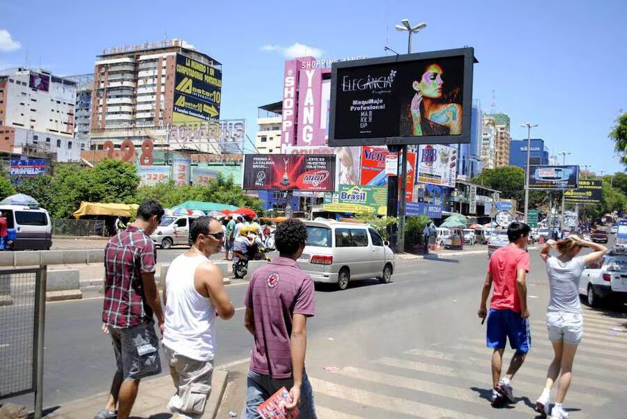 Remoción del “cepo” cambiario en Argentina aumentaría la competitividad del comercio fronterizo local