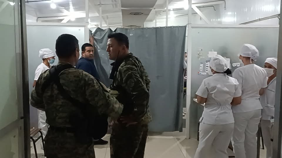 Un borracho abrió fuego contra agentes de la FOPE y fue abatido, según autoridades