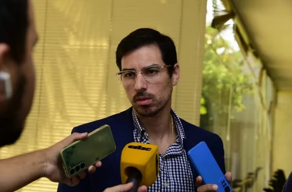 Concejal Grau solicita informes ante presuntas irregularidades en el uso de fondos del FONACIDE