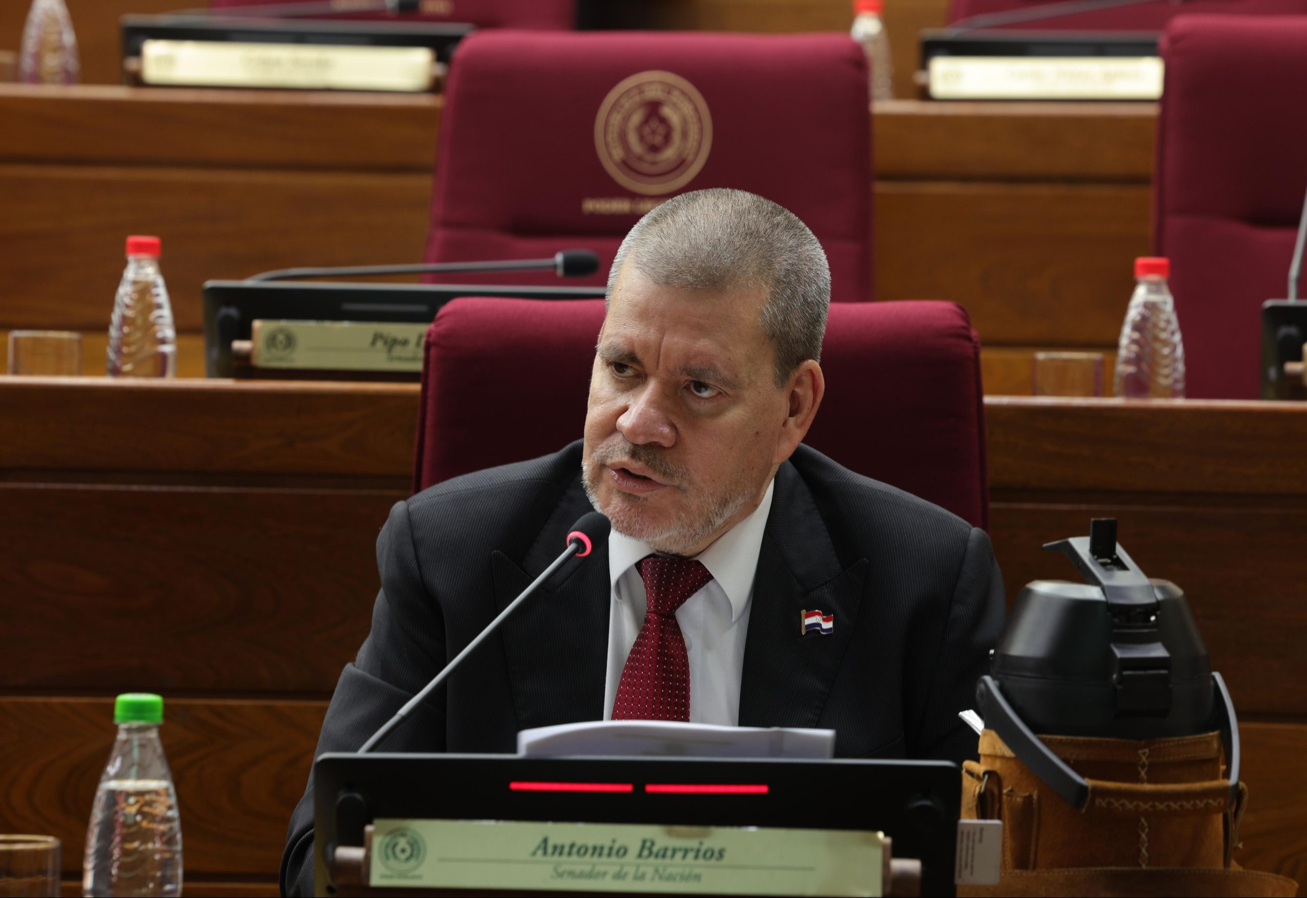 Senador Antonio Barrios no descarta regresar al Ministerio de Salud si Santiago Peña lo pide