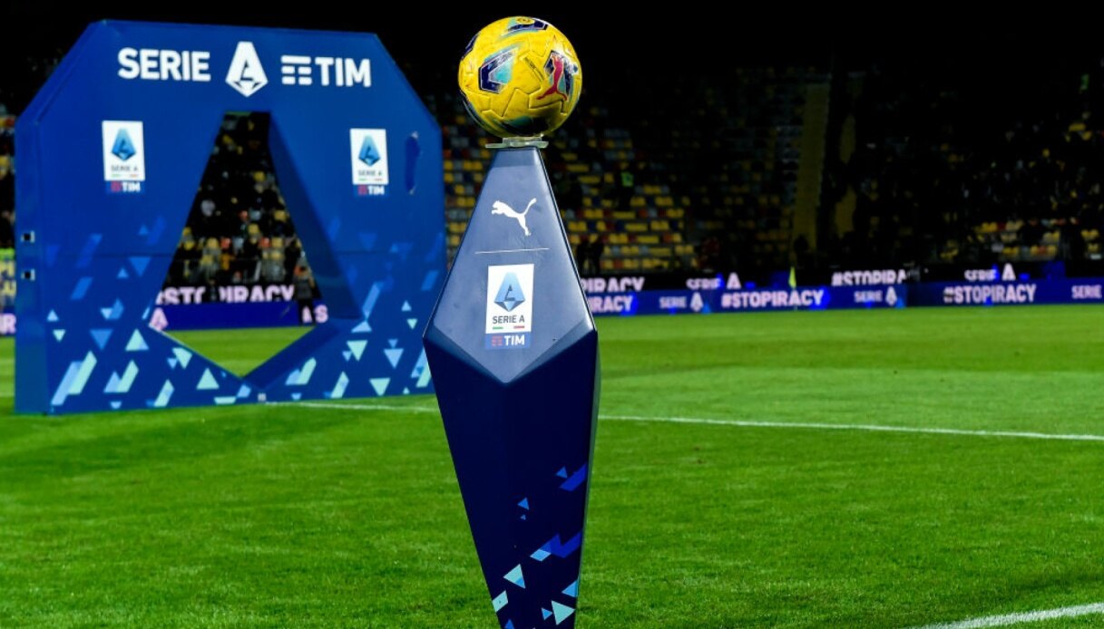 La Serie A aplaza todos sus partidos del lunes por el fallecimiento del Papa Francisco