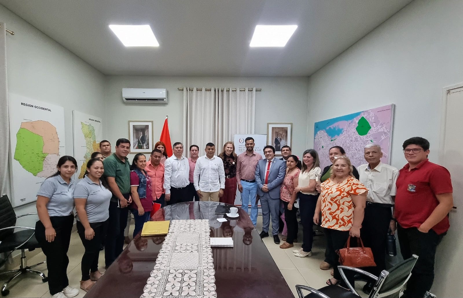 Obras de salud bajo revisión: Intendente Denis Torres gestiona reactivación y mejoras en el Hospital Distrital