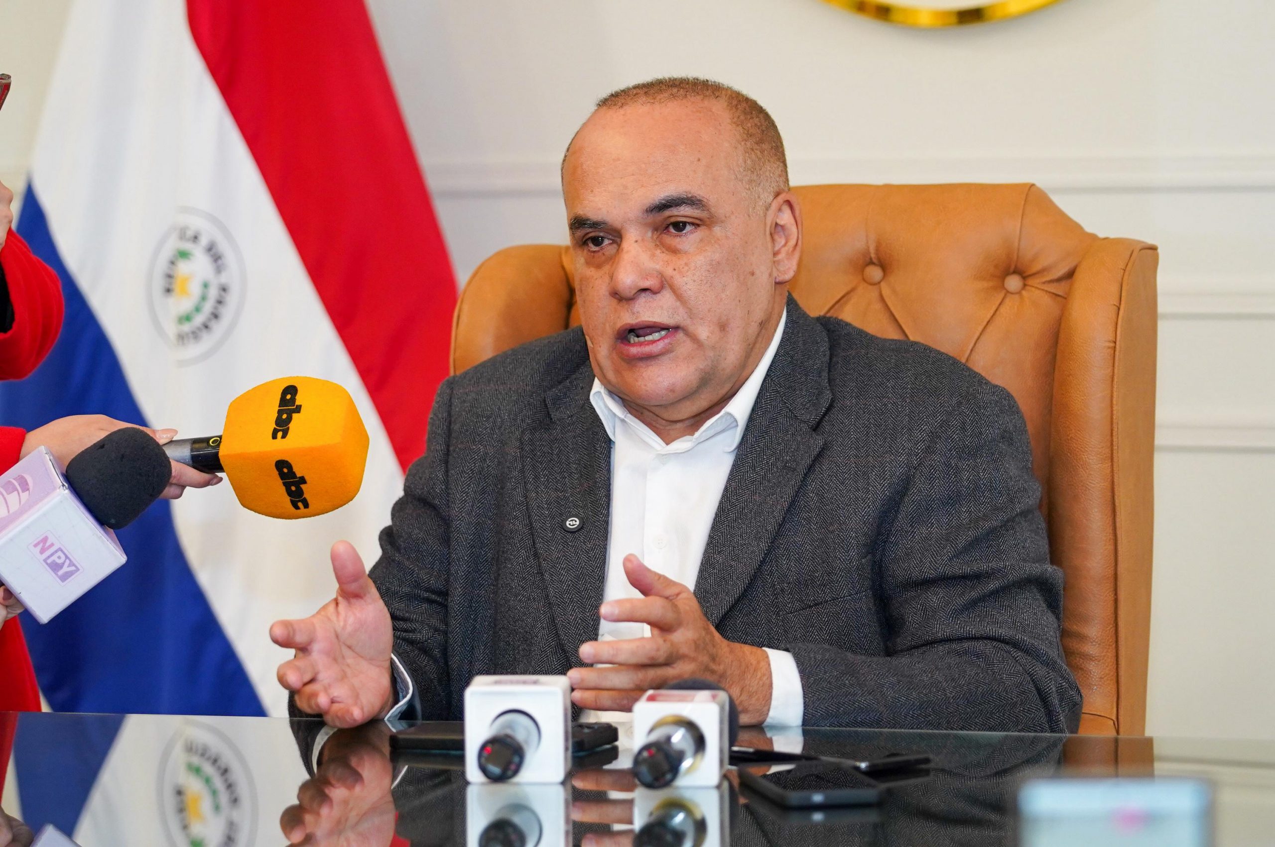 “Kattya no vuelve”: Bachi cierra la puerta al Senado y presiona por blindaje político