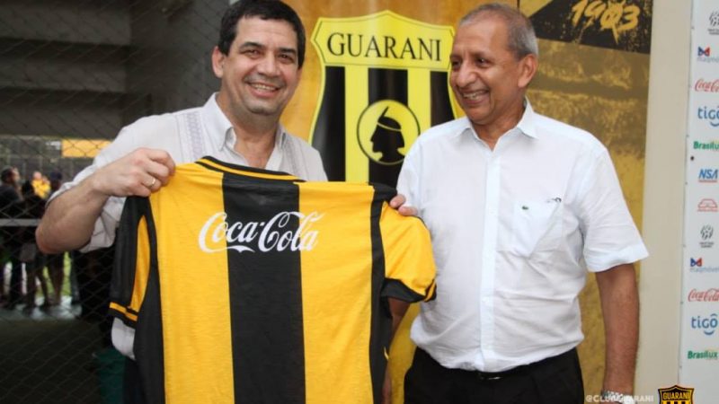 Mirando al 2028, Hugo Velázquez renuncia a la directiva del Club Guaraní: “Es momento de ponerme la camiseta del Paraguay”