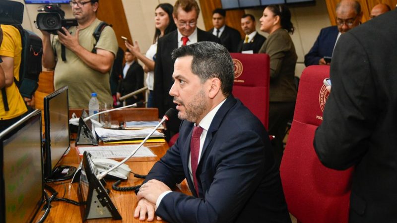 Latorre sobre “Nenecho”: “Tuvo aciertos y desaciertos, como todo ser humano”