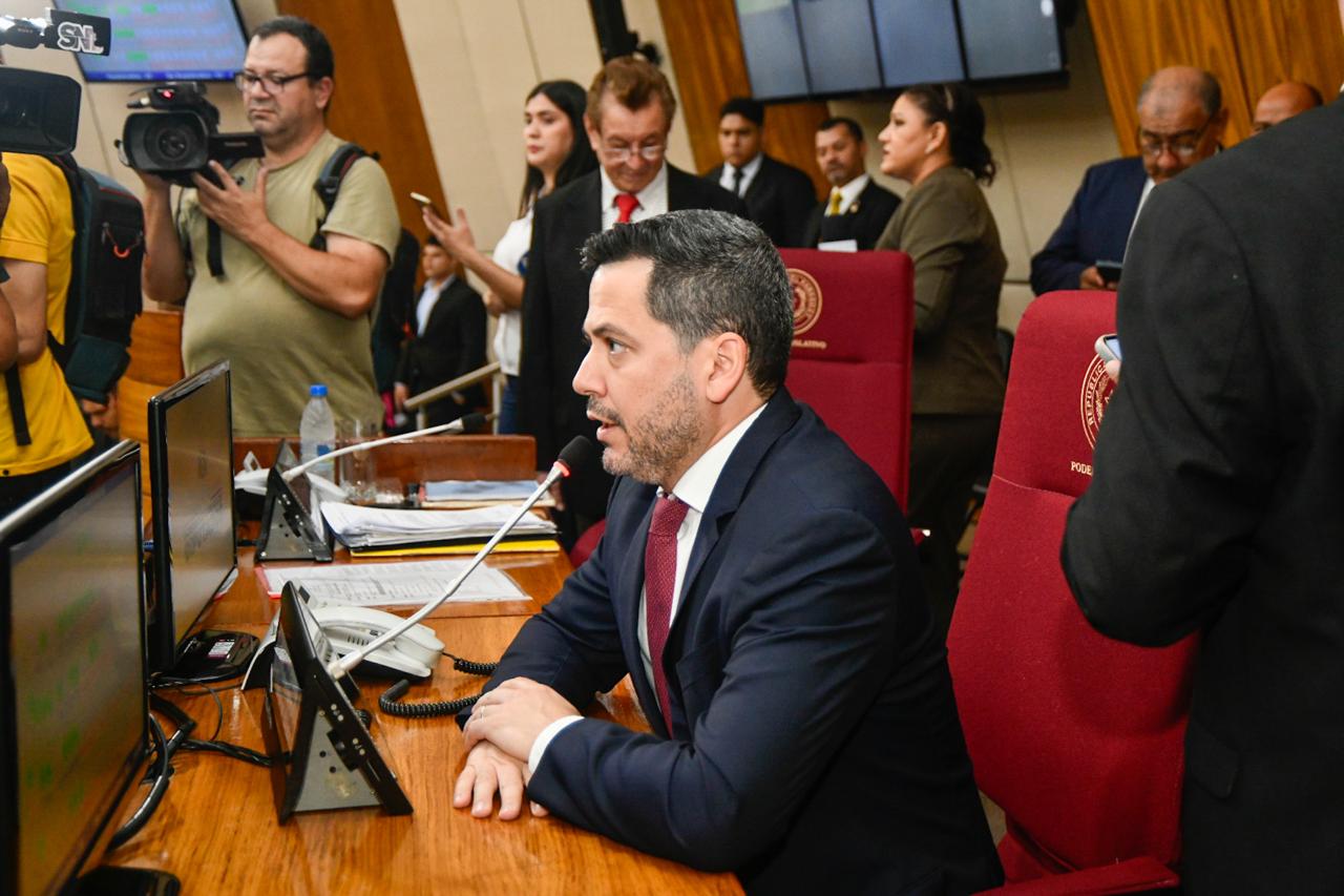 Latorre sobre “Nenecho”: “Tuvo aciertos y desaciertos, como todo ser humano”